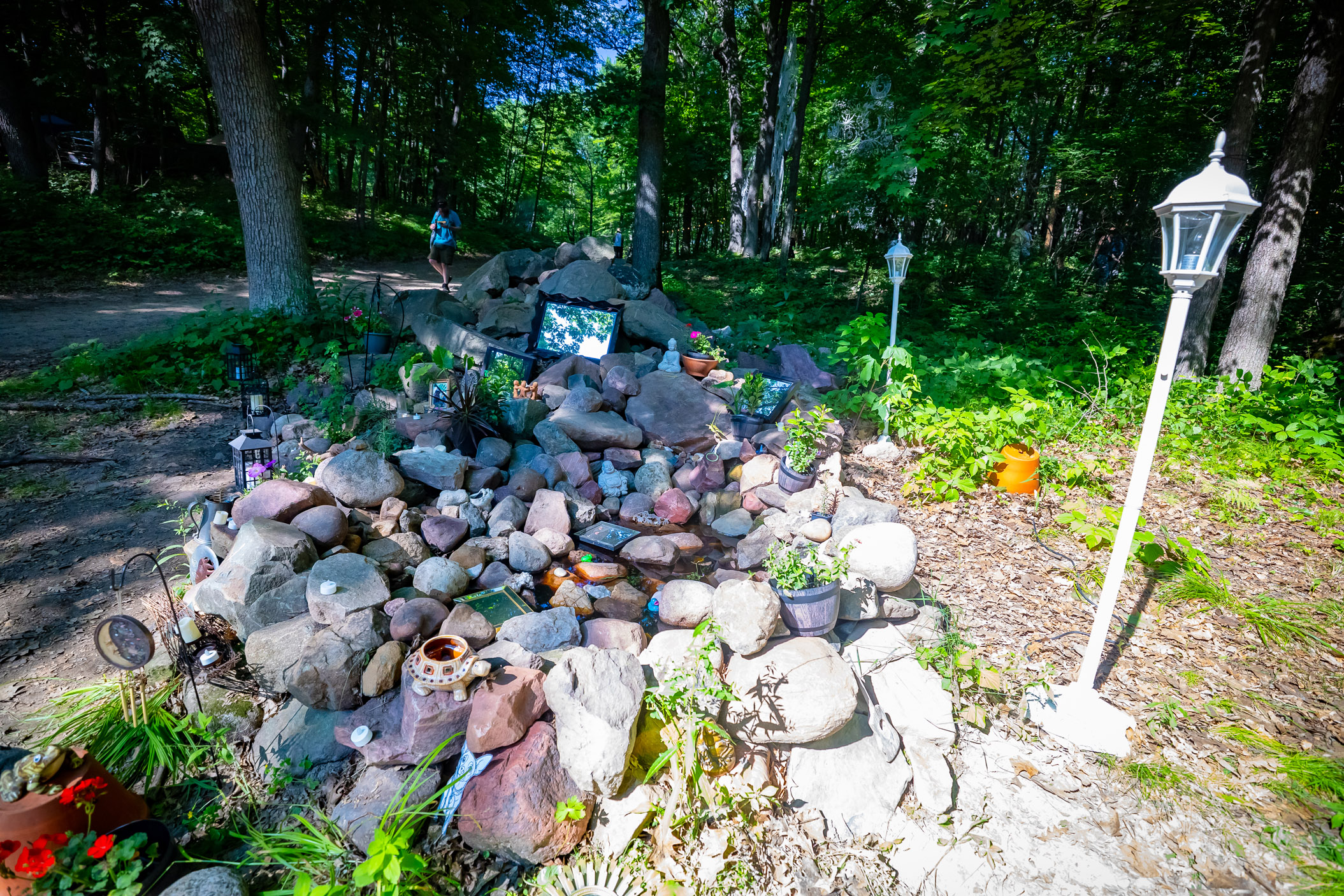“The Grounding Fountain”